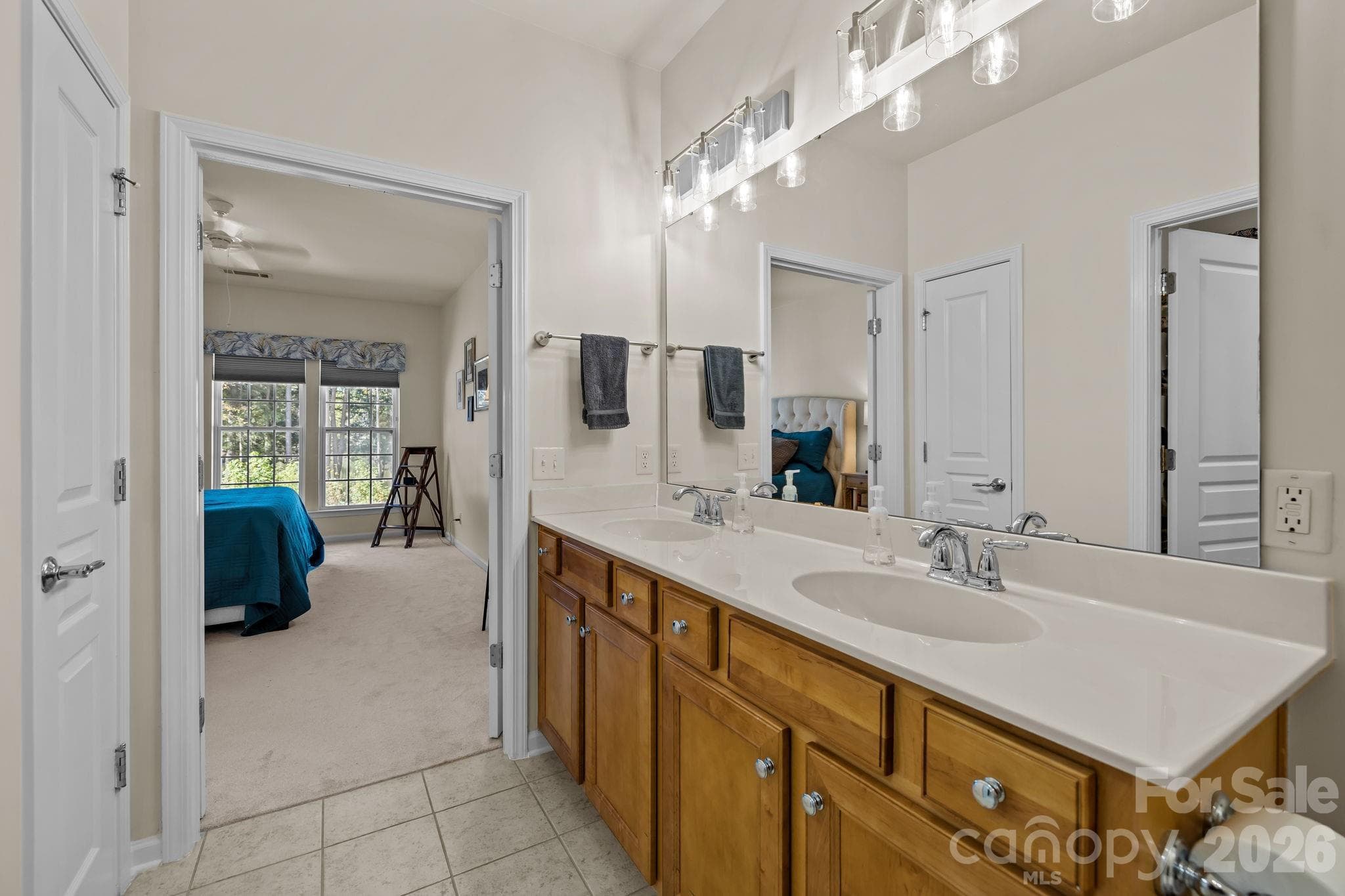 Townhouse at 1043 Sweetleaf Drive, Indian Land, photo 9 of 44