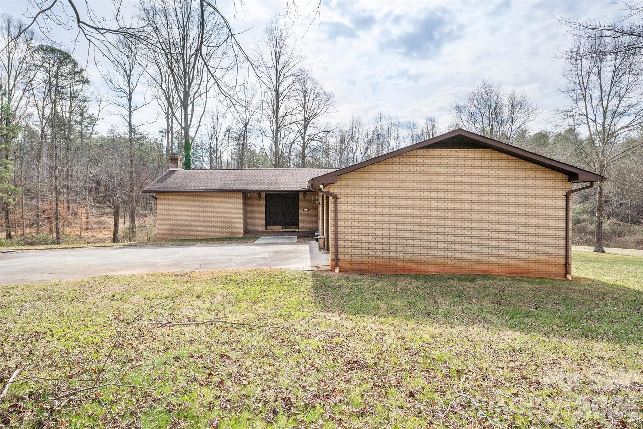 Single Family Residence at 2153 S Fork Drive, Morganton, photo 2 of 48