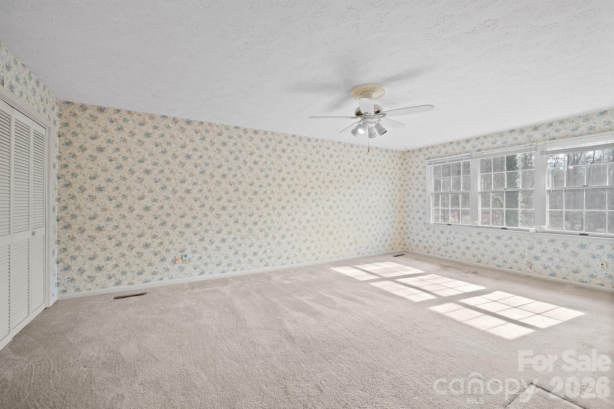 Single Family Residence at 2153 S Fork Drive, Morganton, photo 5 of 48
