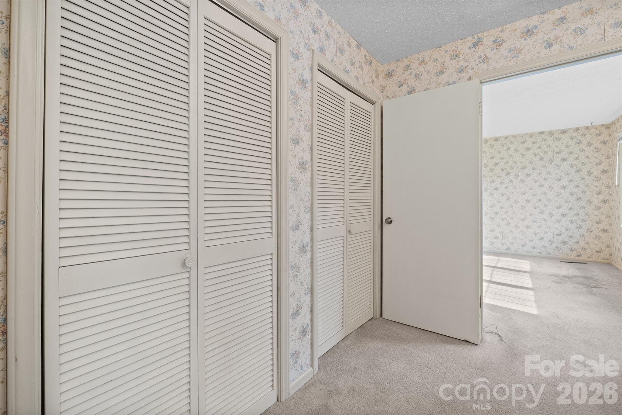 Single Family Residence at 2153 S Fork Drive, Morganton, photo 9 of 48