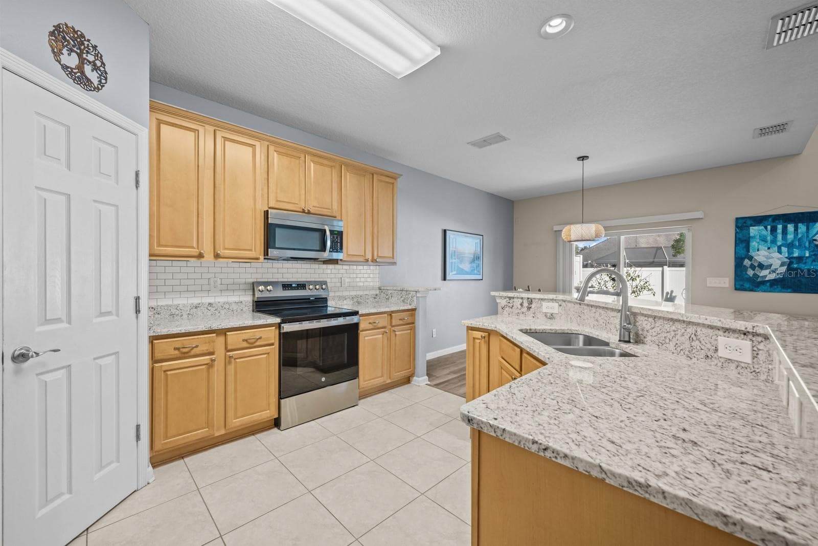 Townhouse at 466 WOODED CROSSING CIR, ST AUGUSTINE, photo 14 of 98