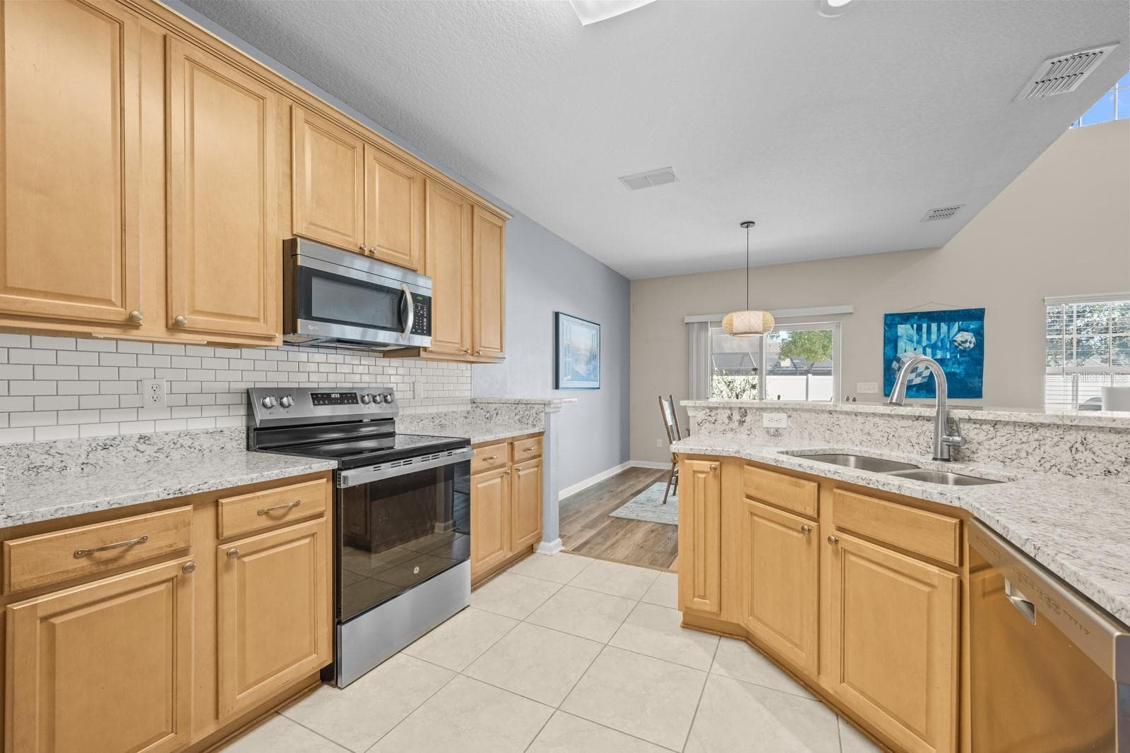 Townhouse at 466 WOODED CROSSING CIR, ST AUGUSTINE, photo 16 of 98