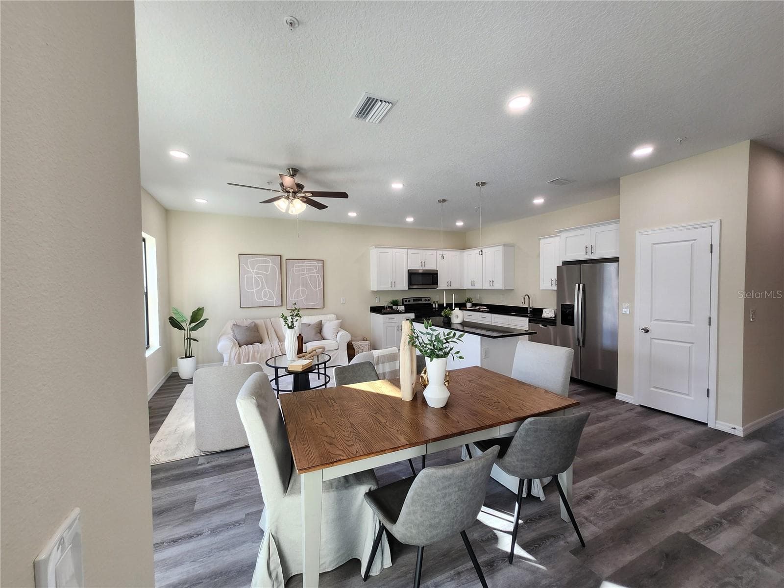 Townhouse at 4370 CAMBIO GARDENS COURT, TAMPA, photo 72 of 85