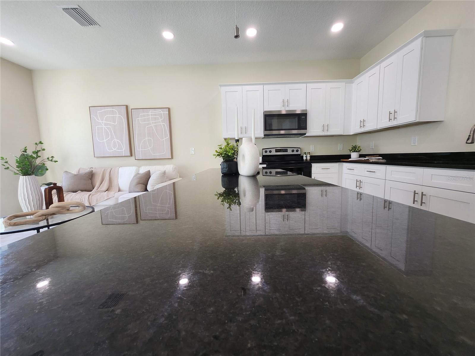 Townhouse at 4370 CAMBIO GARDENS COURT, TAMPA, photo 74 of 85