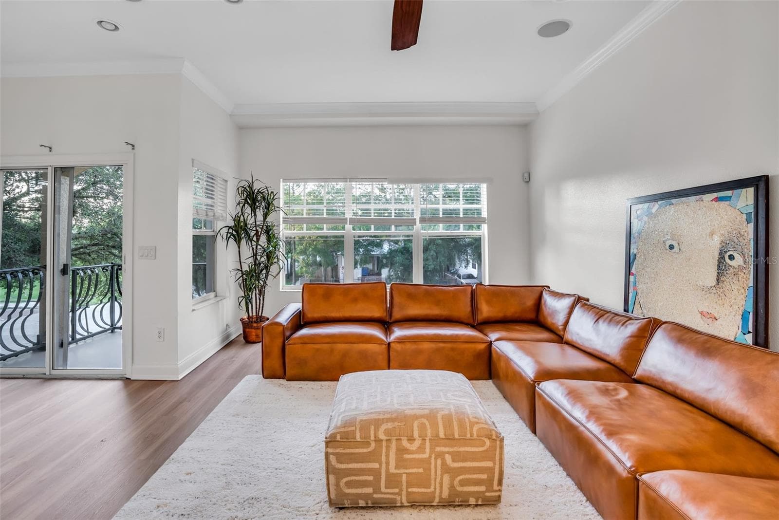 HUGE GATHERING ROOM - 111 N ALBANY AVE #16, TAMPA