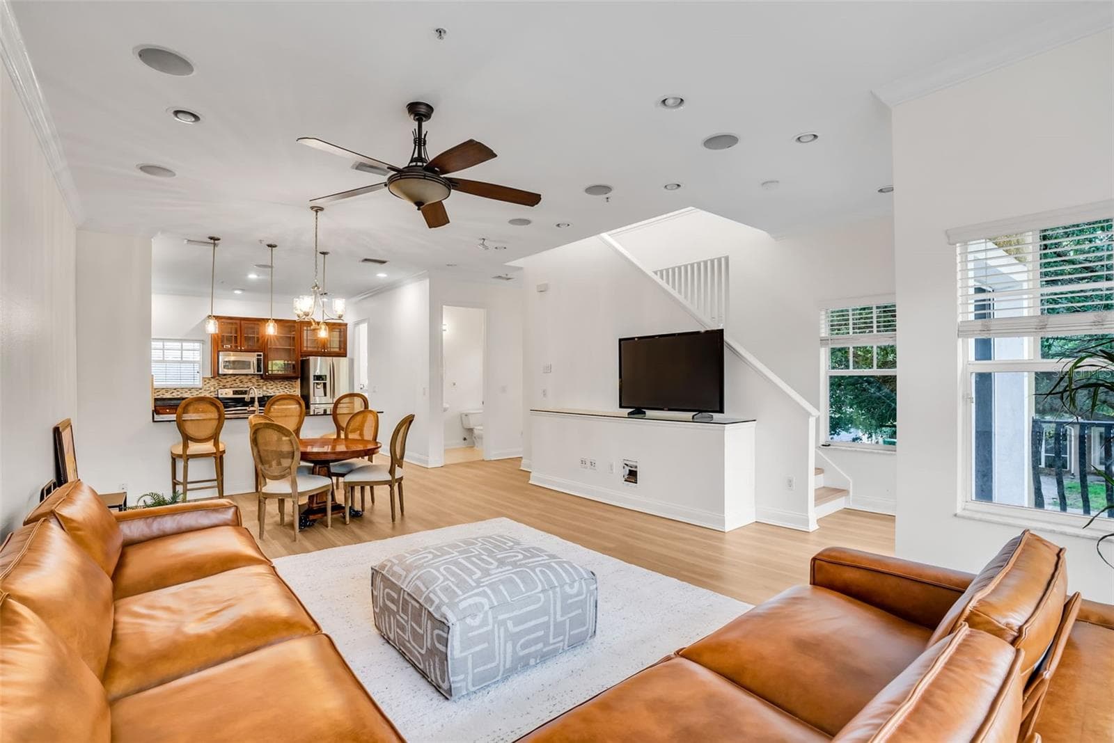 Townhouse at 111 N ALBANY AVE #16, TAMPA, photo 15 of 38