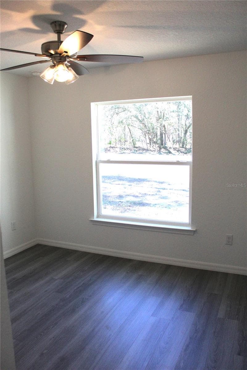 Single Family Residence at 15 FISHER WAY PL, OCKLAWAHA, photo 12 of 20