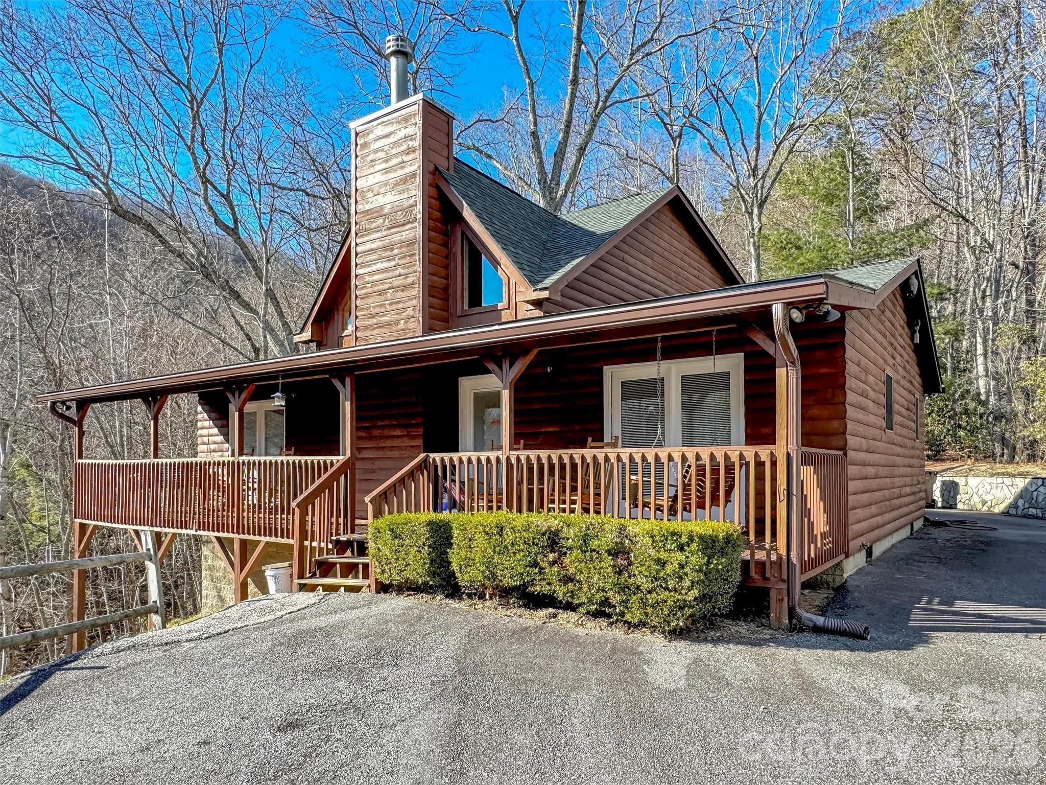 Creekside Villas