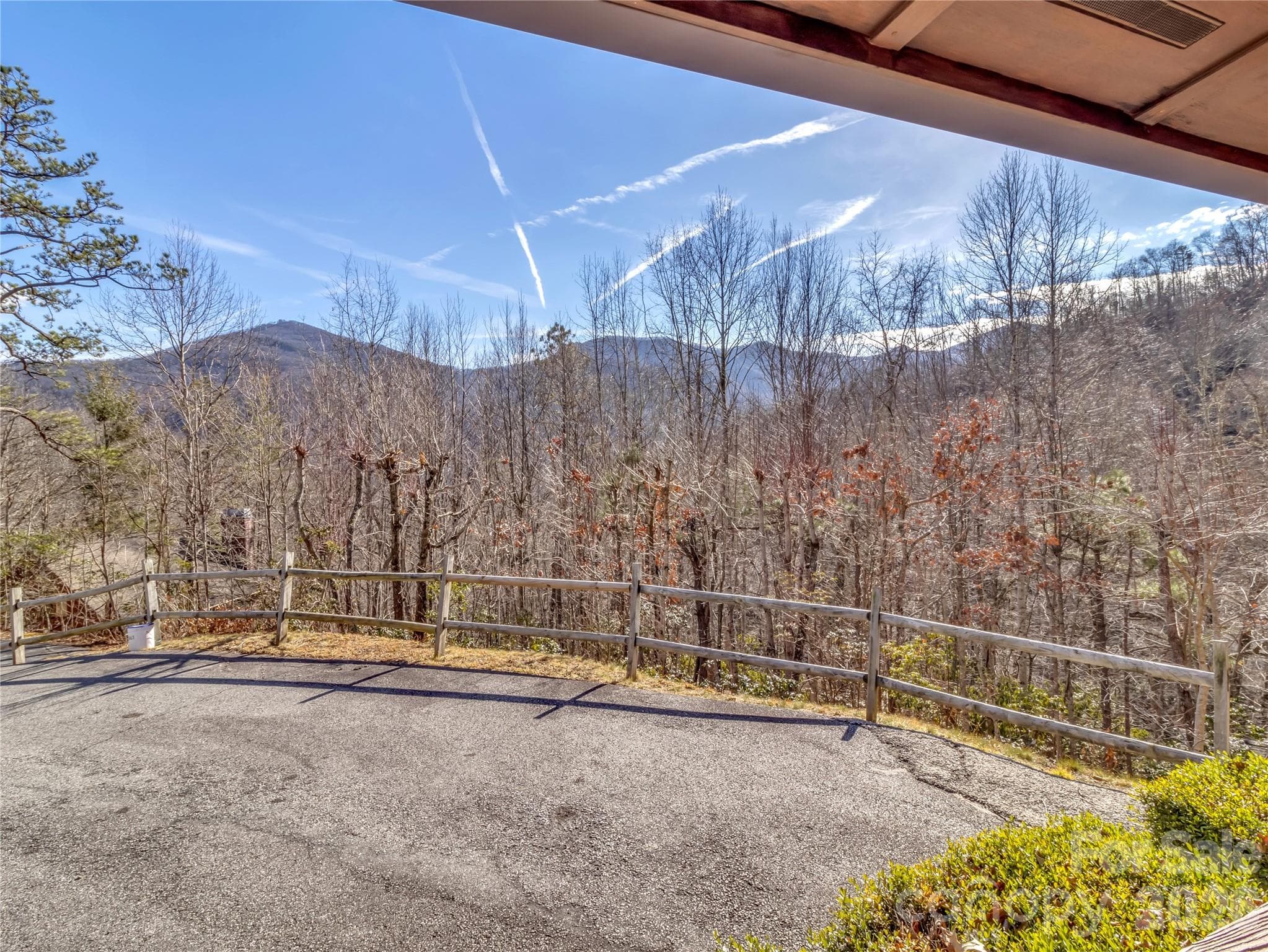 Single Family Residence at Creekside Villas, Maggie Valley, photo 2 of 39