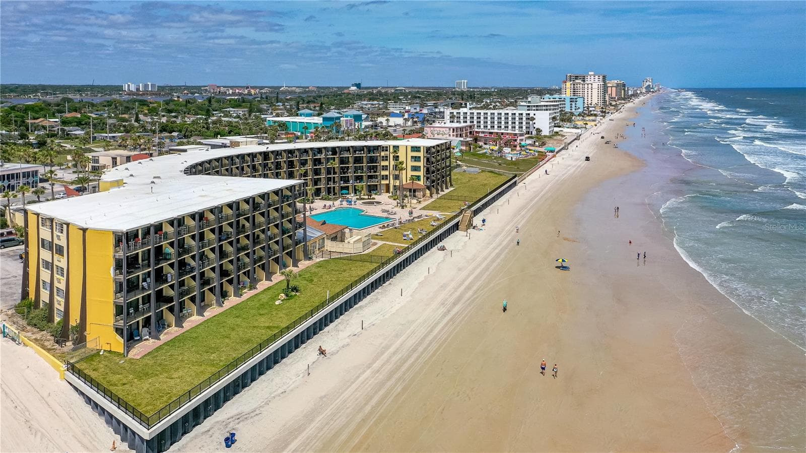 Condo - Hotel at 2301 S ATLANTIC AVE #339, DAYTONA BEACH, photo 39 of 40