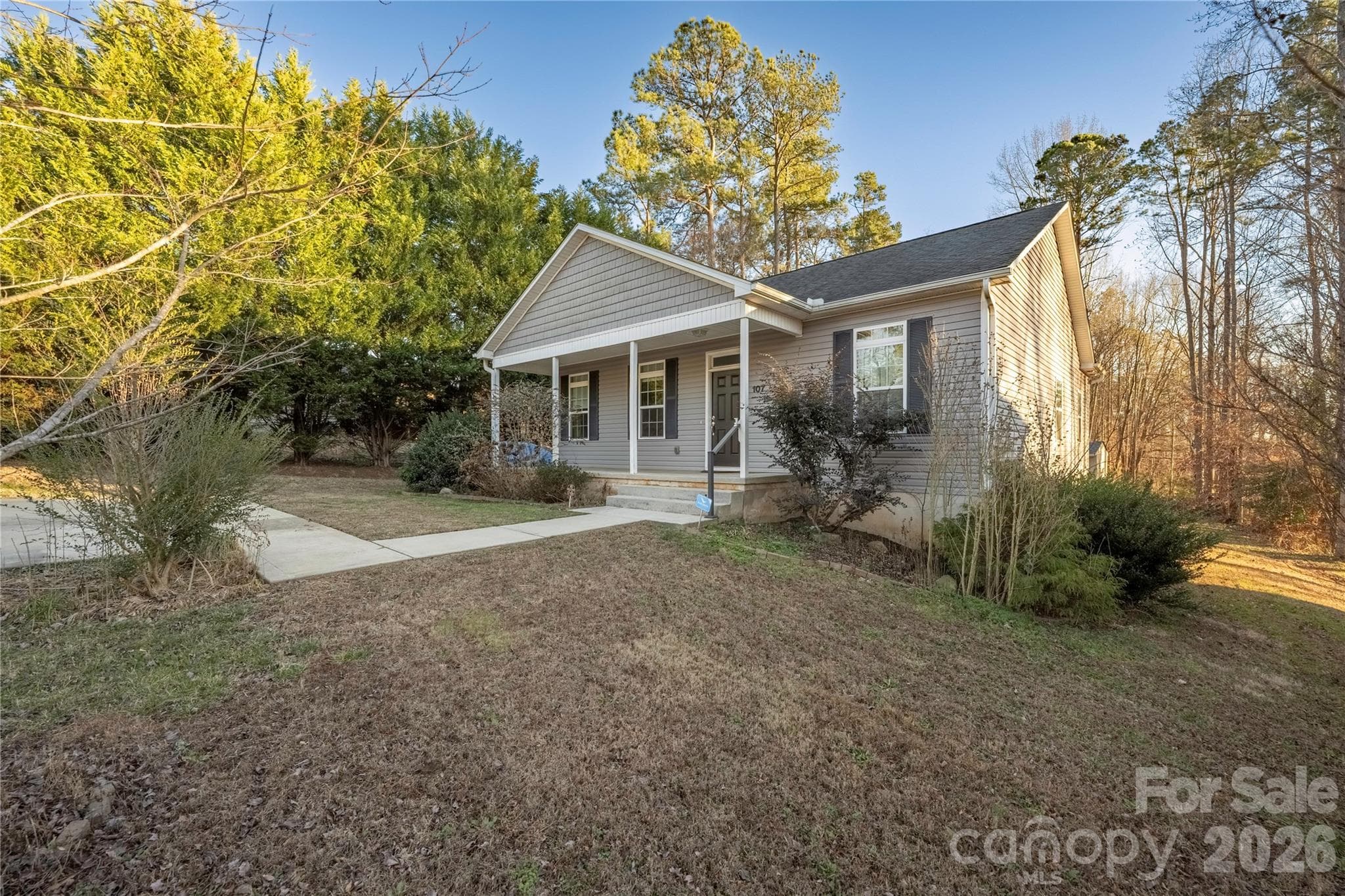 Single Family Residence at 107 Barndale Drive, Troutman, photo 3 of 36