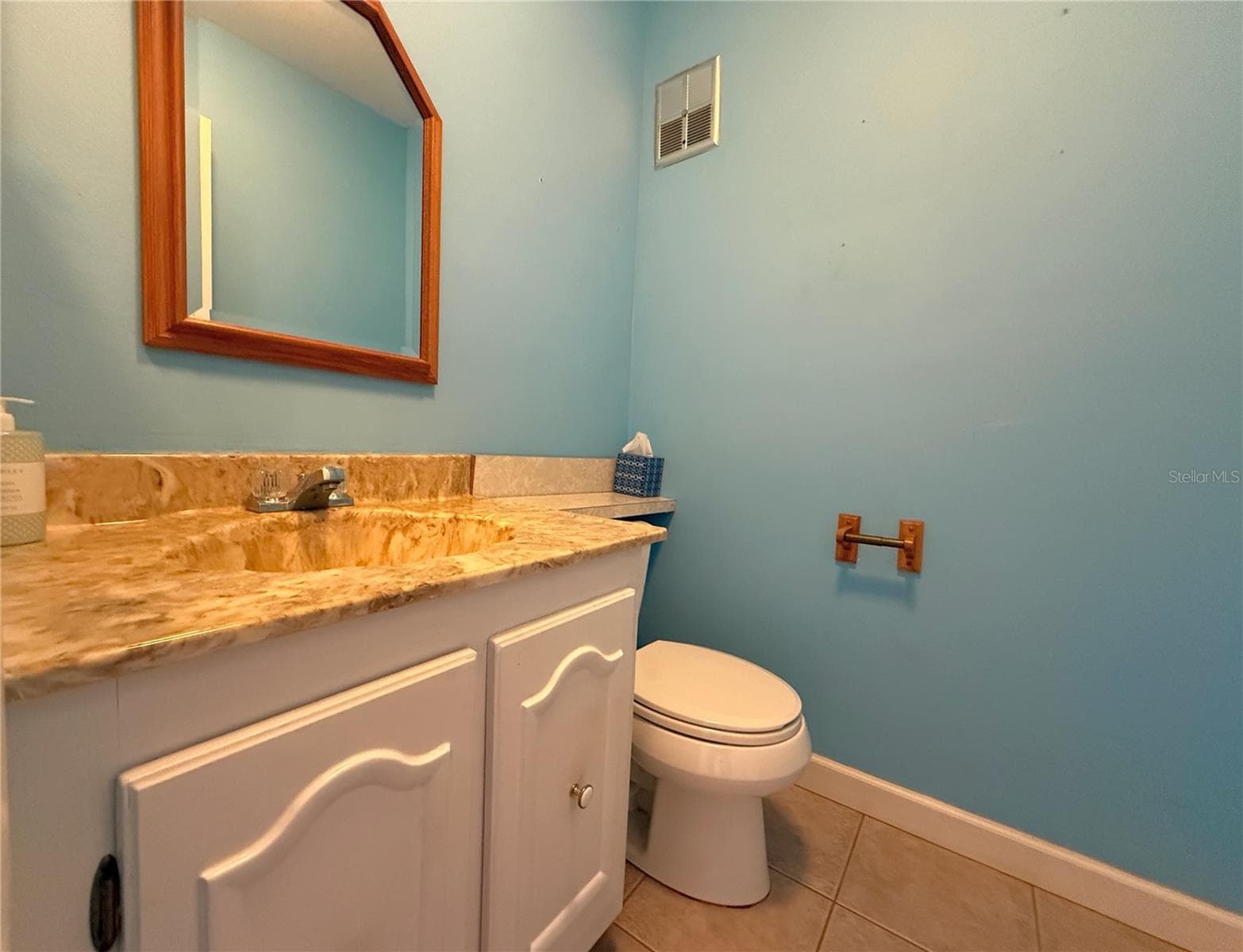 Condominium at 11931 BAYONET LN, NEW PORT RICHEY, photo 6 of 21
