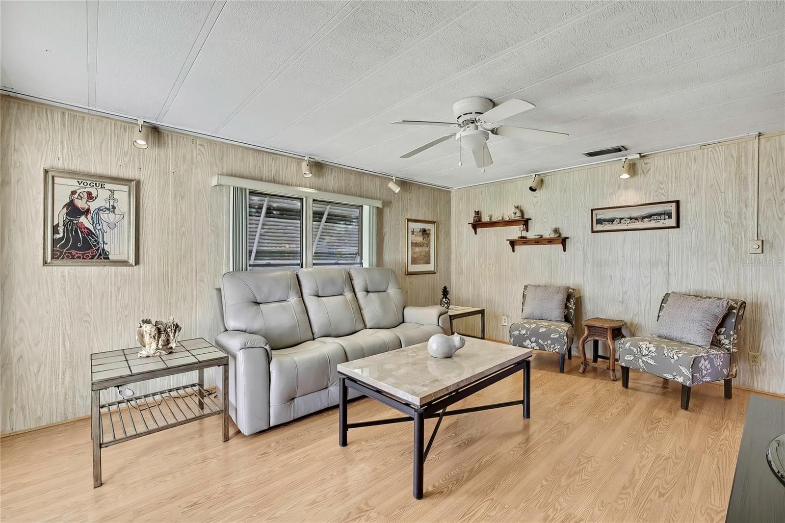 Manufactured Home at 3141 NANTUCKET DR, HOLIDAY, photo 4 of 38