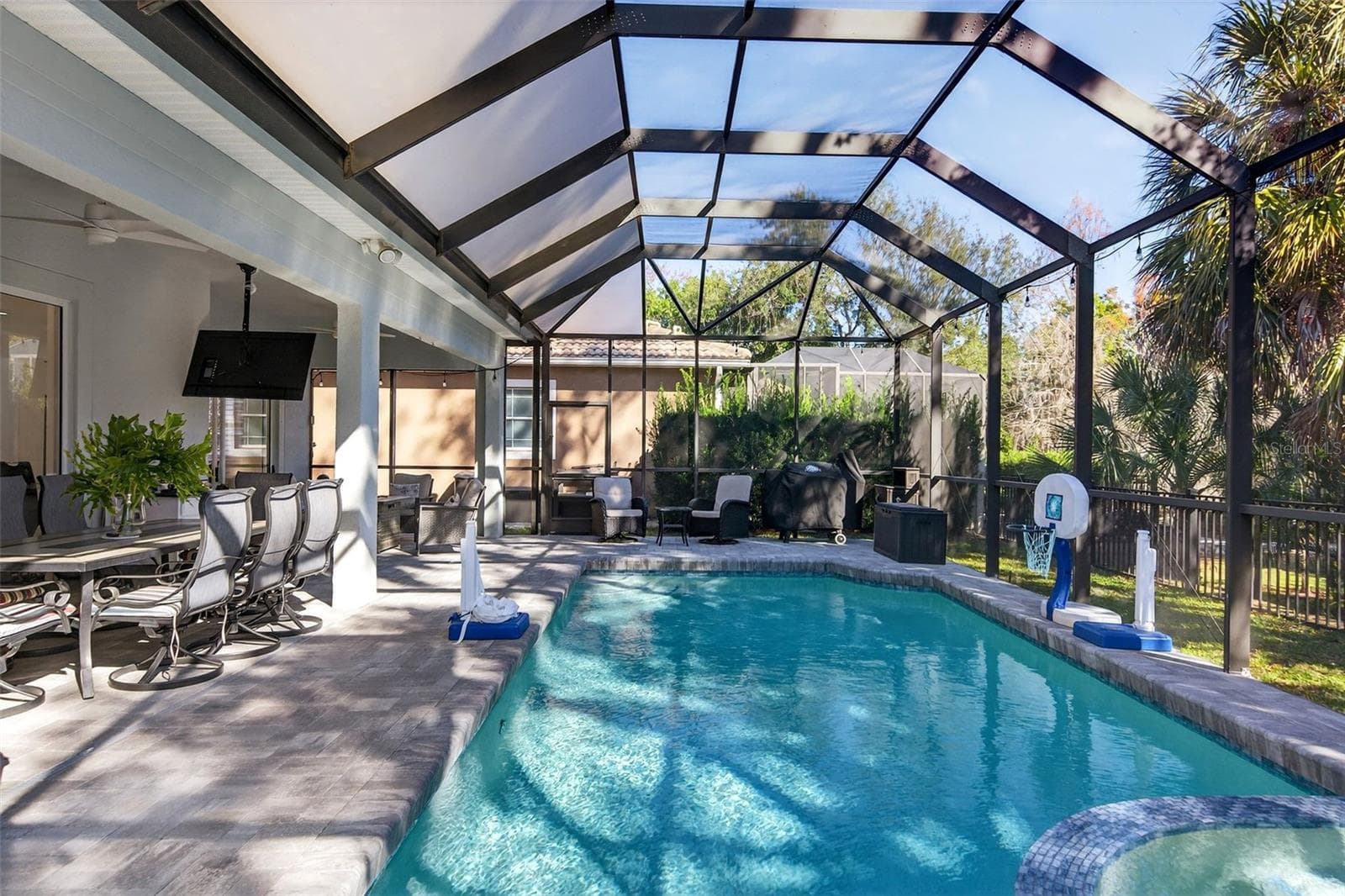 Single Family Residence at 8111 SANTA ROSA CT, SARASOTA, photo 4 of 97