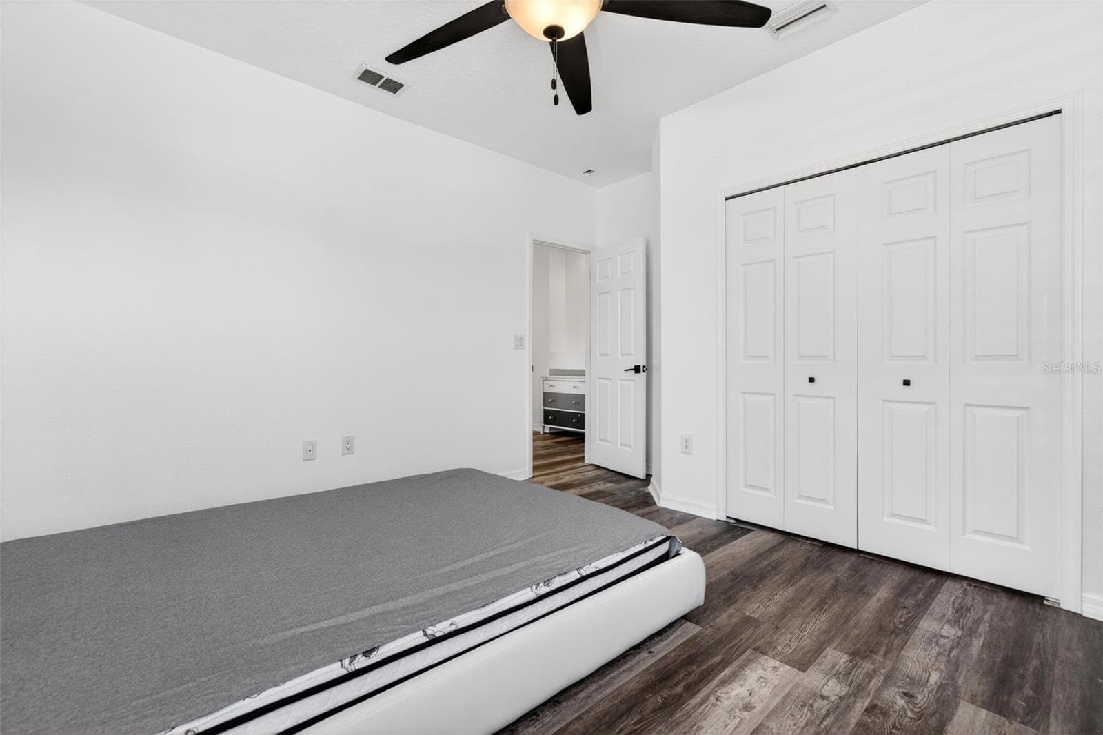 Bedroom 3 - 8111 SANTA ROSA CT, SARASOTA