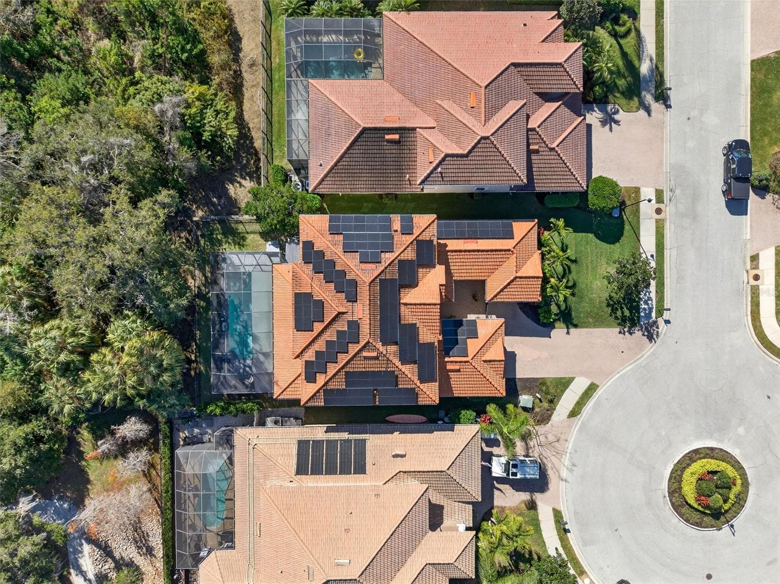 Solar panels - 8111 SANTA ROSA CT, SARASOTA