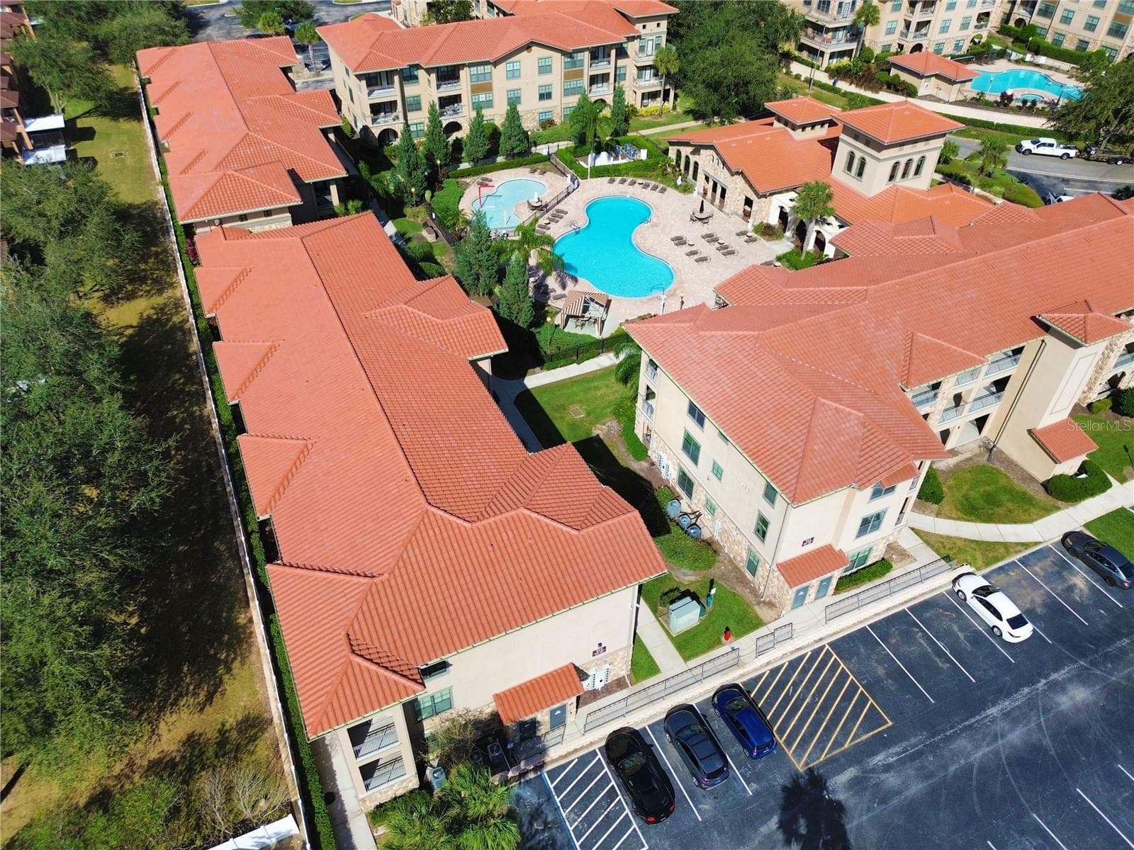 Condominium at 909 CHARO PKWY #1016, DAVENPORT, photo 17 of 33