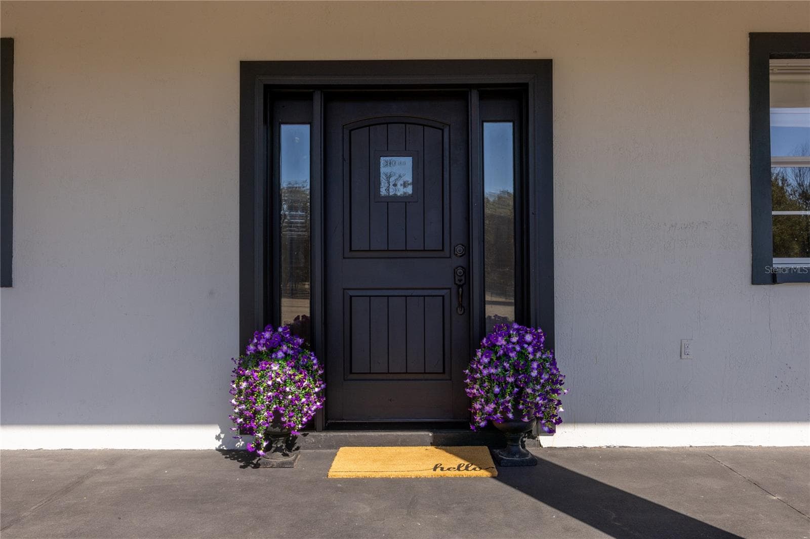Welcoming Front Door - 12456 155TH PL, LIVE OAK