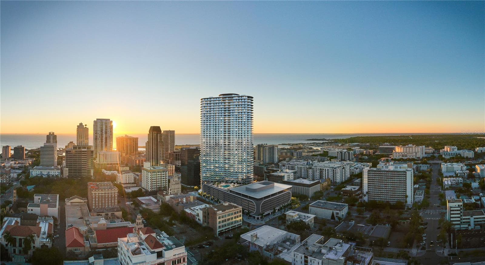 Condominium at 400 CENTRAL AVE #2207, ST PETERSBURG, photo 2 of 19