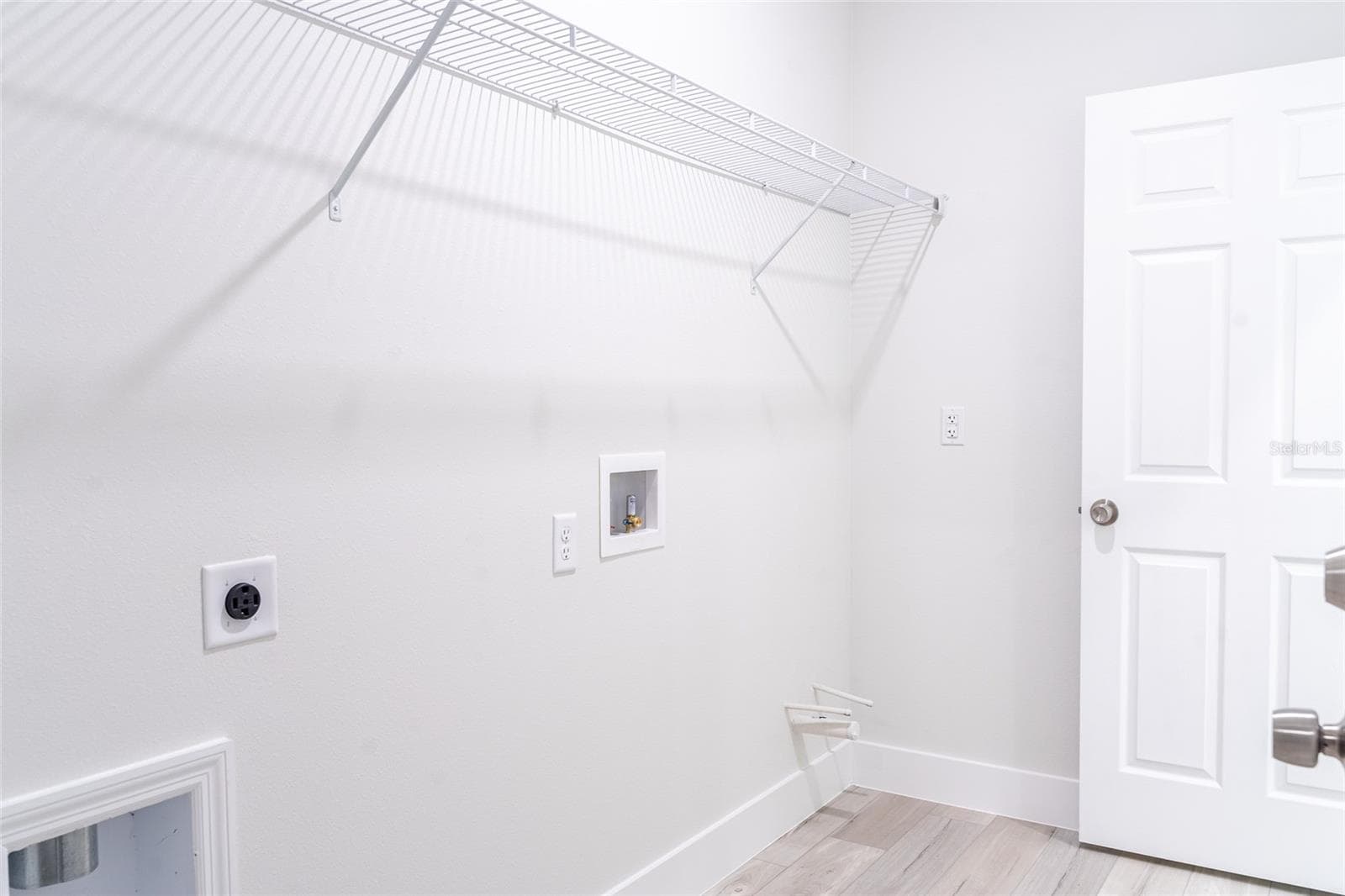 Electric dryer and washer connections - 10955 N DRAGONIS DR, CITRUS SPRINGS