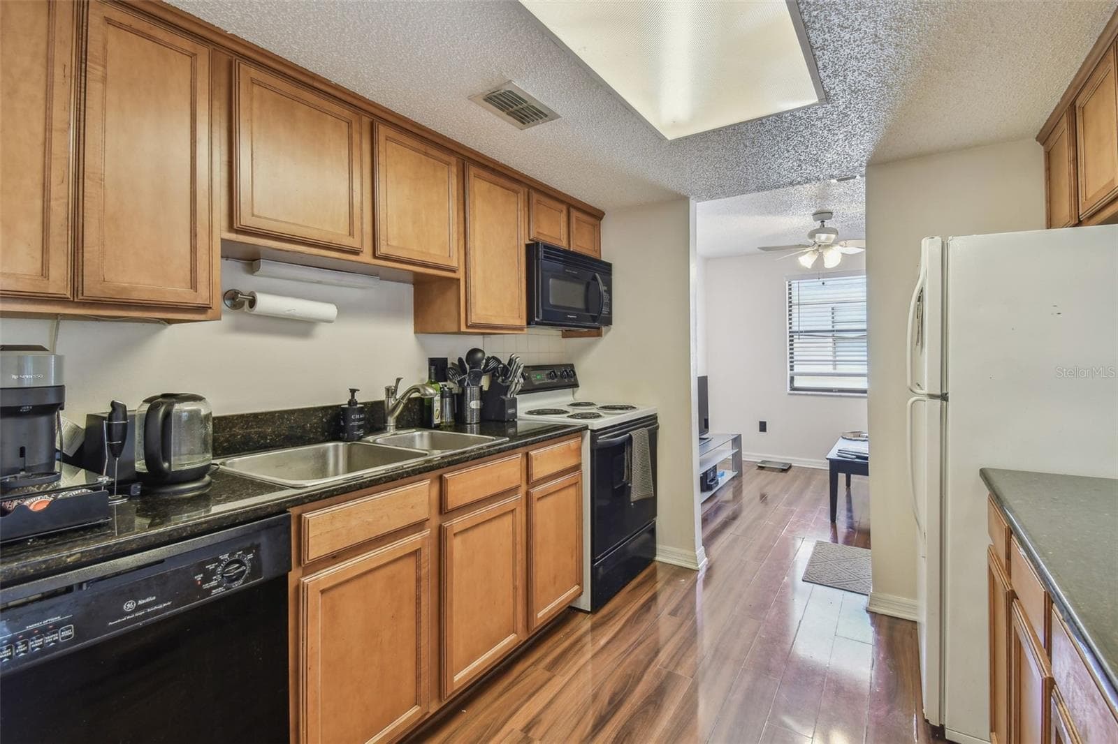 Condominium at 134 SYCAMORE LN #H, OLDSMAR, photo 14 of 44