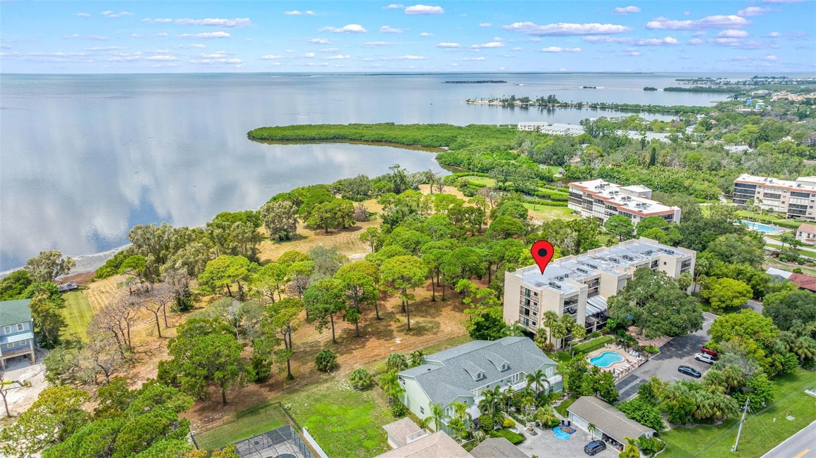 Condominium at 402 TARPON PT, TARPON SPRINGS, photo 28 of 29