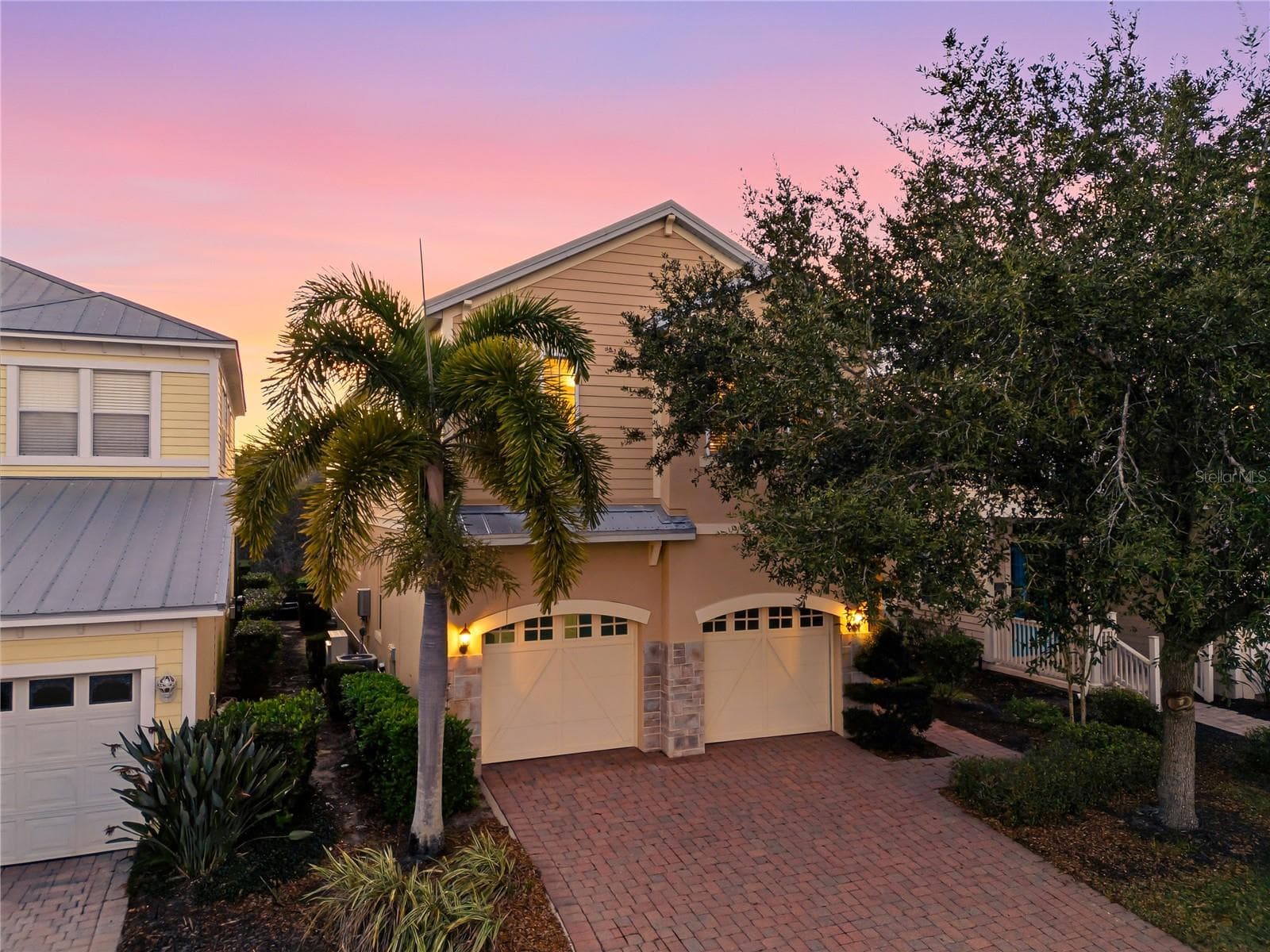 1437 FAIRVIEW CIR