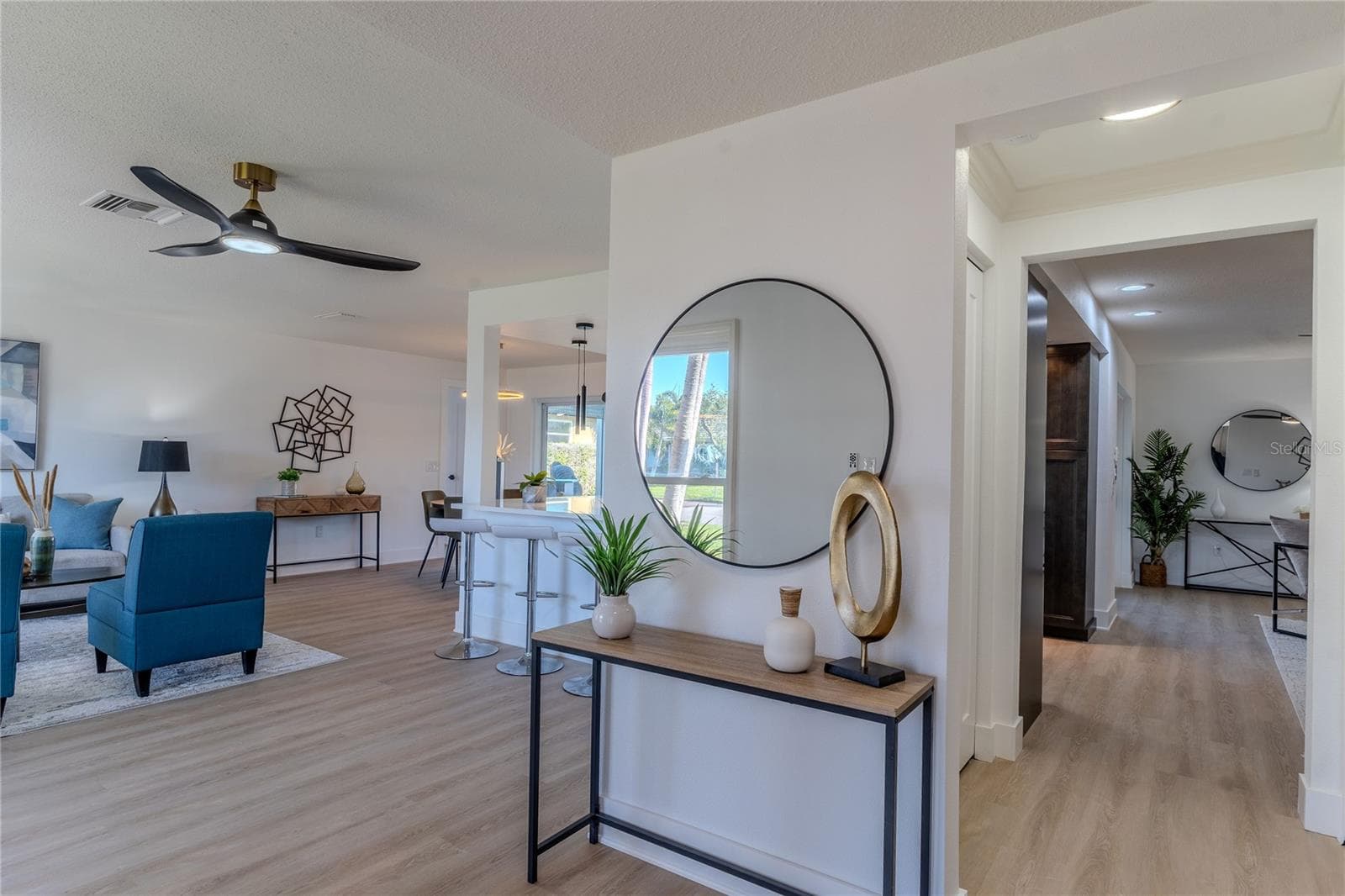 Single Family Residence at 3807 48TH AVE S, ST PETERSBURG, photo 5 of 50