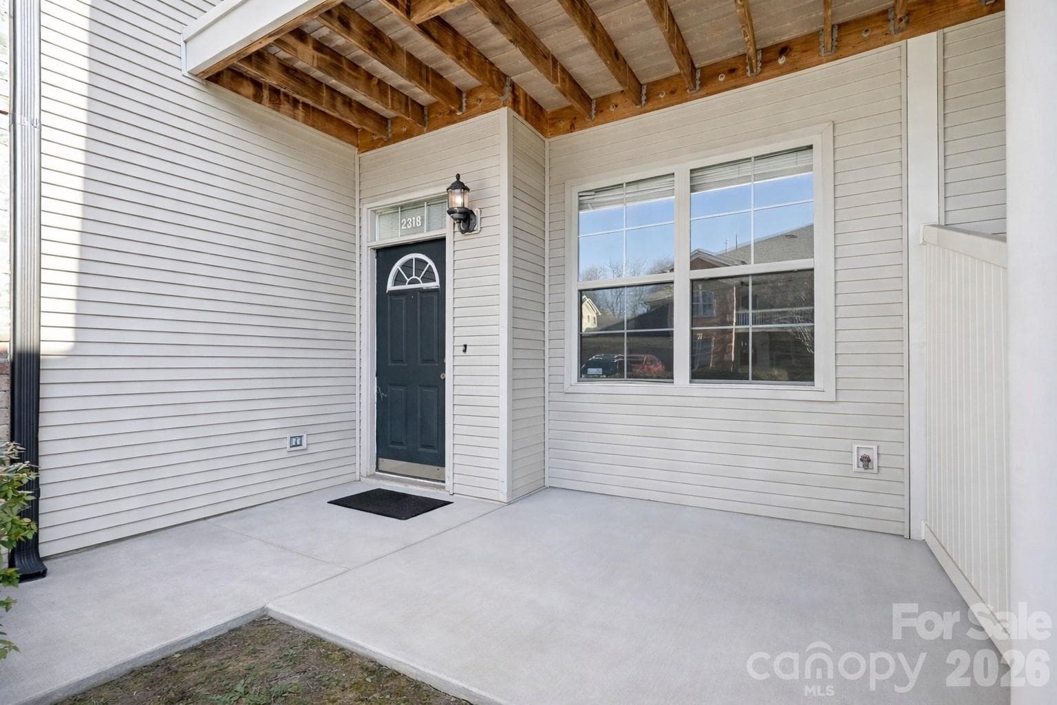 Condominium at Charlotte, photo 2 of 18