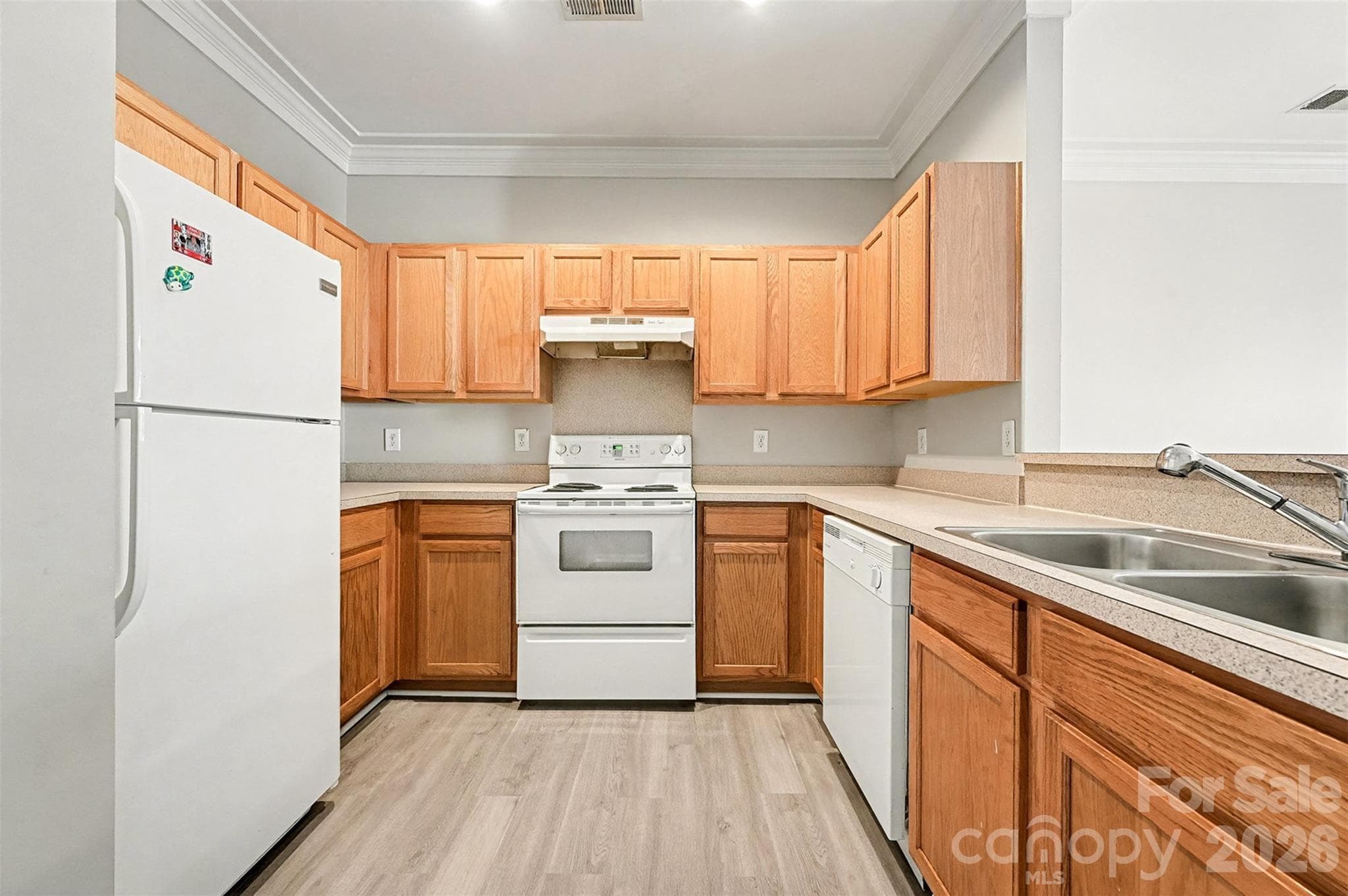 Condominium at Charlotte, photo 8 of 18