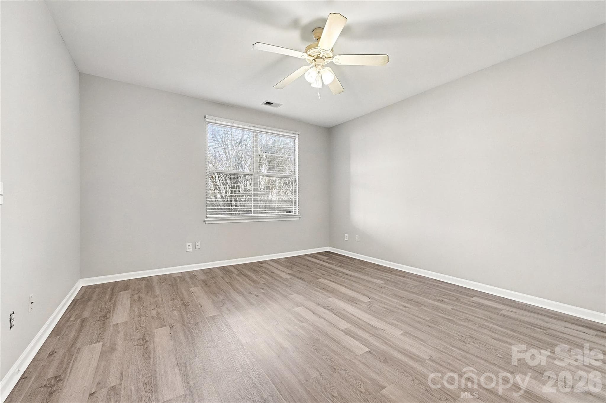 Condominium at Charlotte, photo 9 of 18