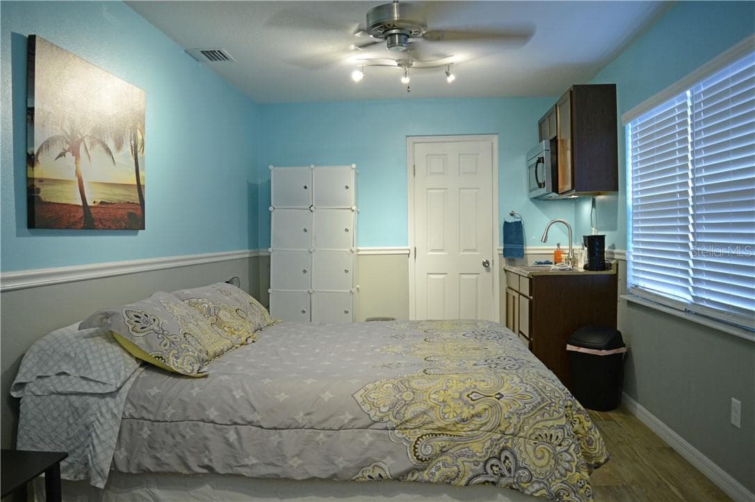 Single Family Residence at 2721 RAEFORD RD, ORLANDO, photo 33 of 39