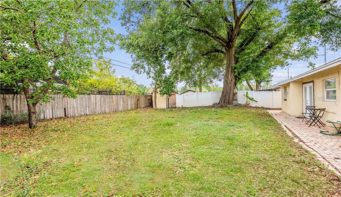 FULLY FENCED IN BACKYARD - 2721 RAEFORD RD, ORLANDO