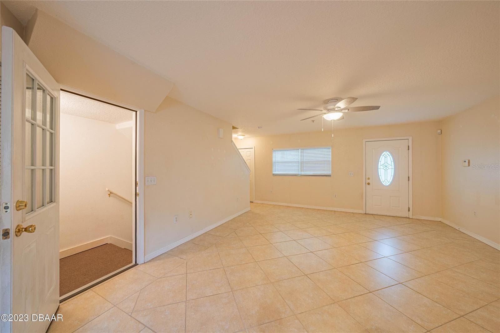 Condominium at 3733 CARDINAL BLVD #2, DAYTONA BEACH, photo 11 of 36