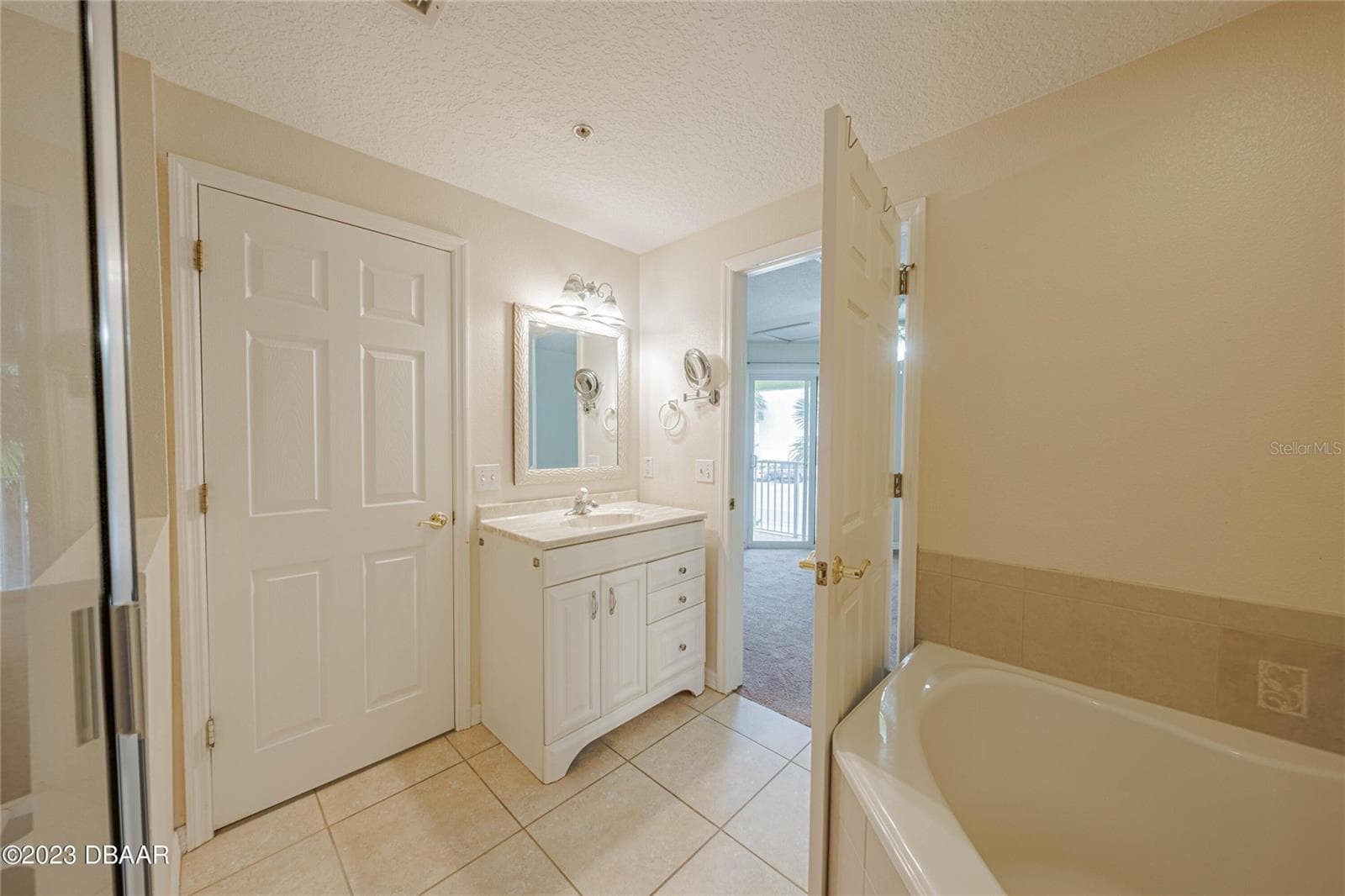 Condominium at 3733 CARDINAL BLVD #2, DAYTONA BEACH, photo 21 of 36