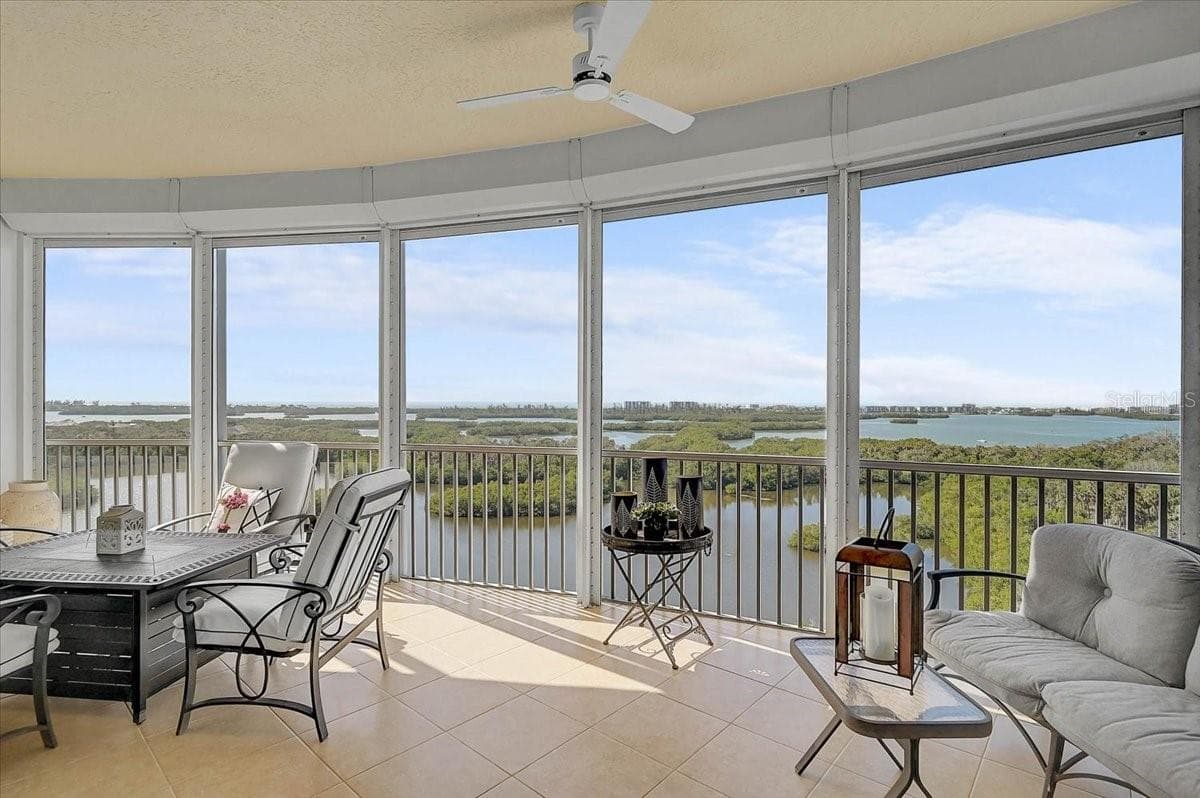 401 N POINT RD #1001