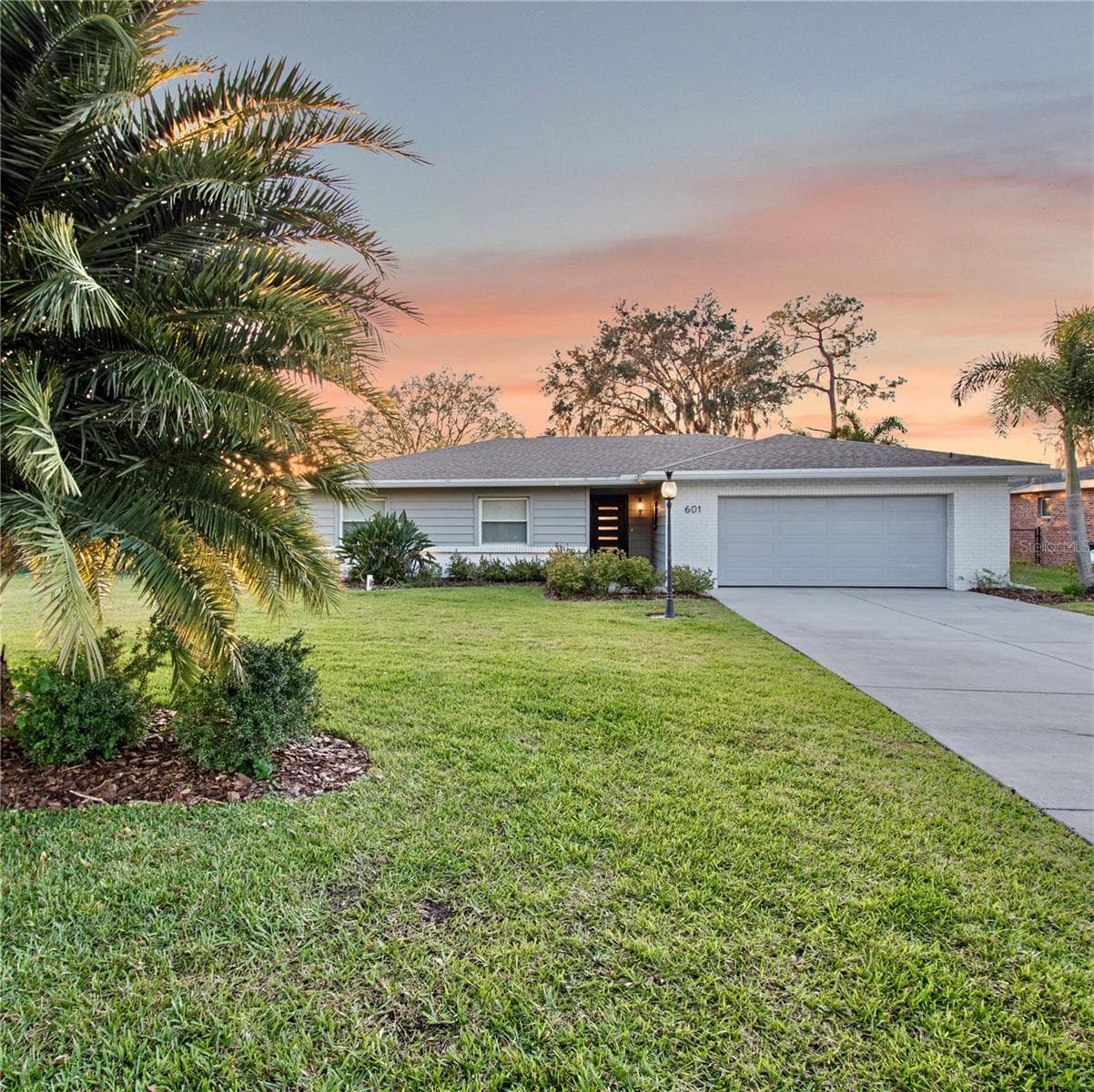 Single Family Residence at 601 LAKE PANSY DR NW, WINTER HAVEN, photo 46 of 48