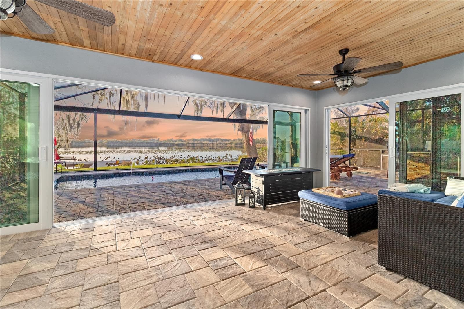 Lanai - 601 LAKE PANSY DR NW, WINTER HAVEN