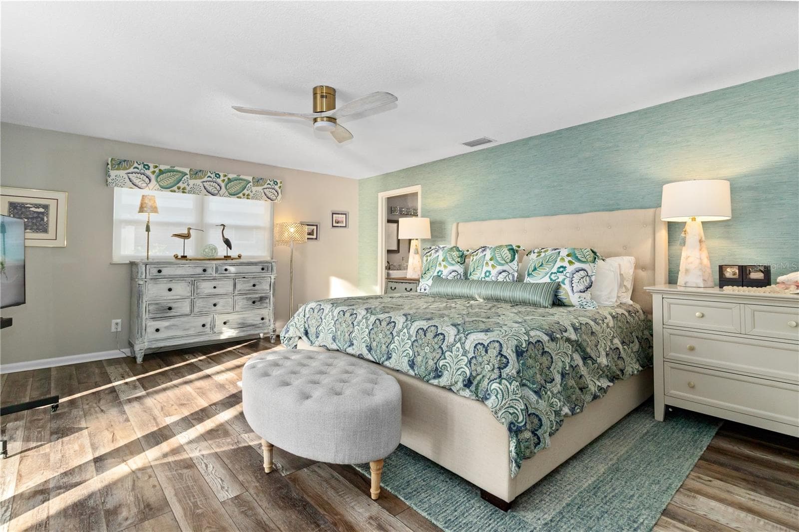 Primary bed - 601 LAKE PANSY DR NW, WINTER HAVEN