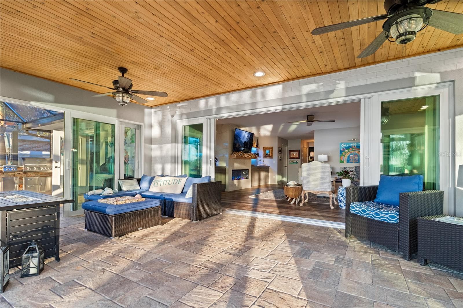 Lanai - 601 LAKE PANSY DR NW, WINTER HAVEN