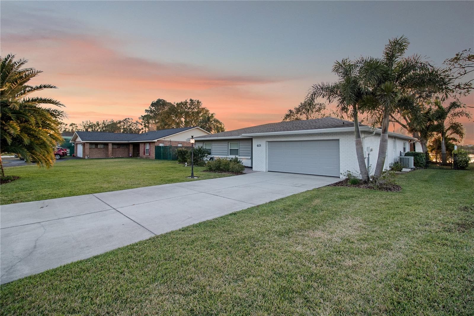 Single Family Residence at 601 LAKE PANSY DR NW, WINTER HAVEN, photo 38 of 48