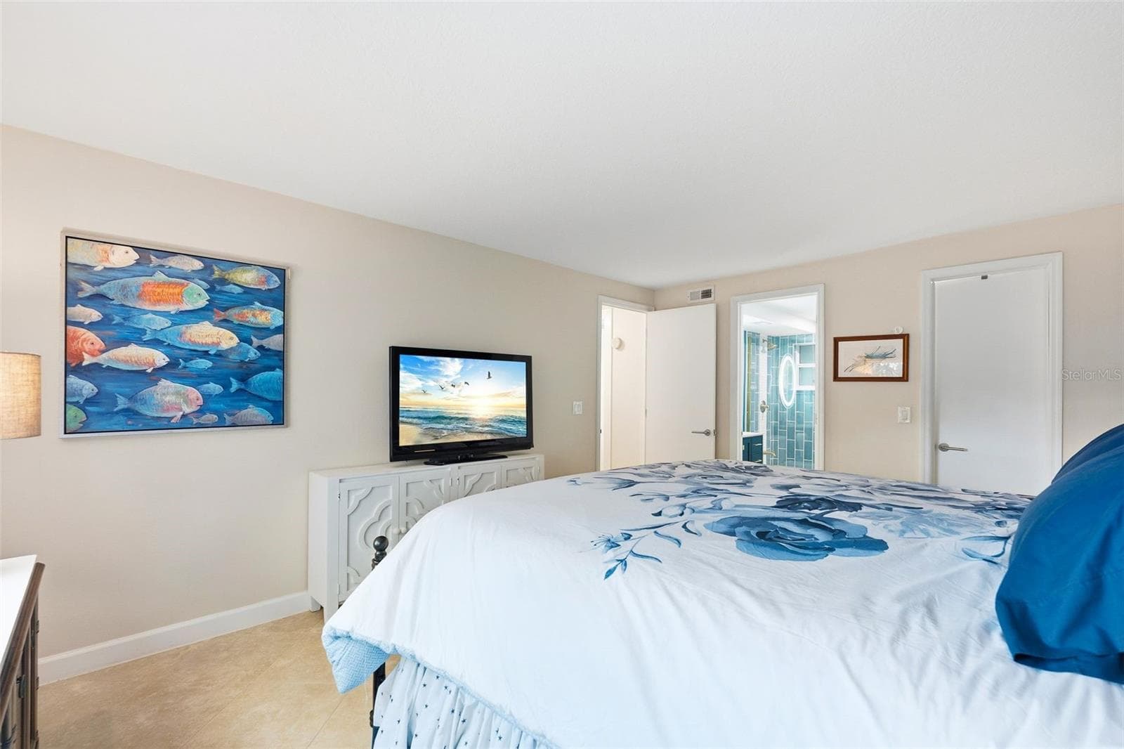 Condominium at 800 BENJAMIN FRANKLIN DR #110, SARASOTA, photo 16 of 36