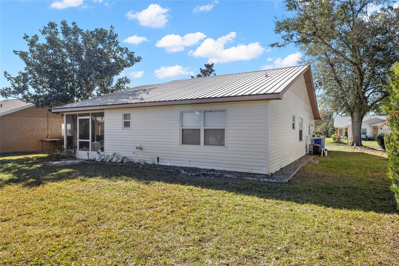 Single Family Residence at 1626 WILLOW RUN, SEBRING, photo 34 of 40