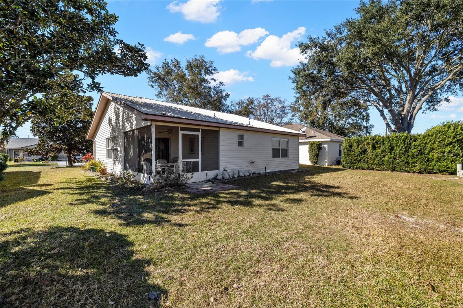Single Family Residence at 1626 WILLOW RUN, SEBRING, photo 35 of 40