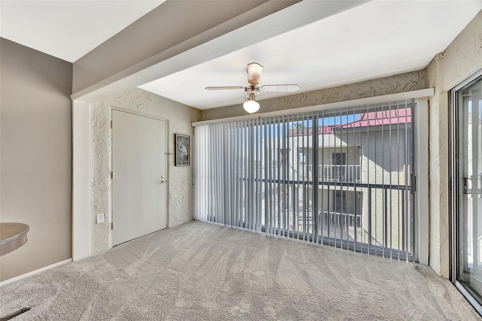 Large window for maximum light - 113 ISLAND WAY #241, CLEARWATER BEACH