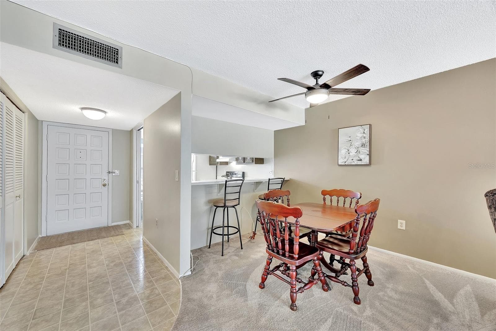 Kitchen dining - 113 ISLAND WAY #241, CLEARWATER BEACH