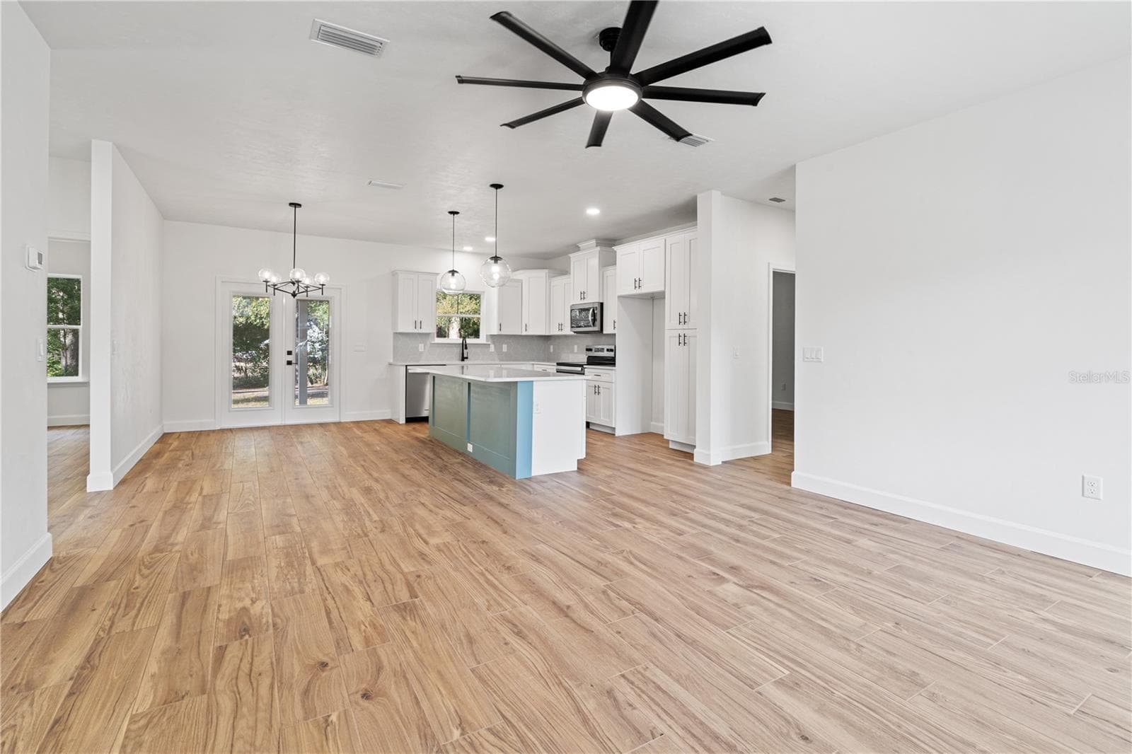 Single Family Residence at 601 FISHER DR, BRONSON, photo 4 of 32