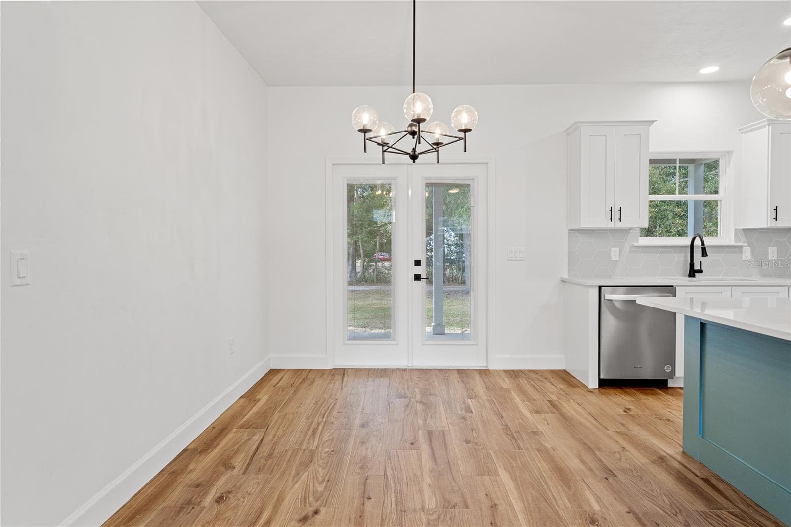 Single Family Residence at 601 FISHER DR, BRONSON, photo 6 of 32