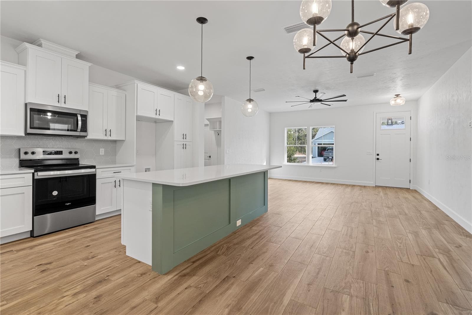 Single Family Residence at 601 FISHER DR, BRONSON, photo 10 of 32
