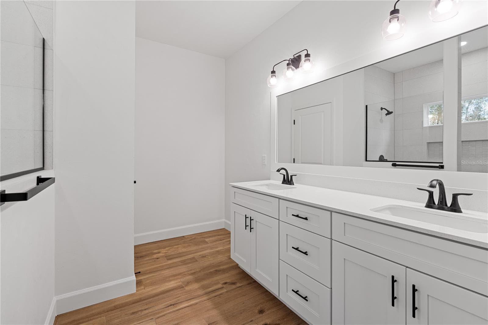Single Family Residence at 601 FISHER DR, BRONSON, photo 14 of 32